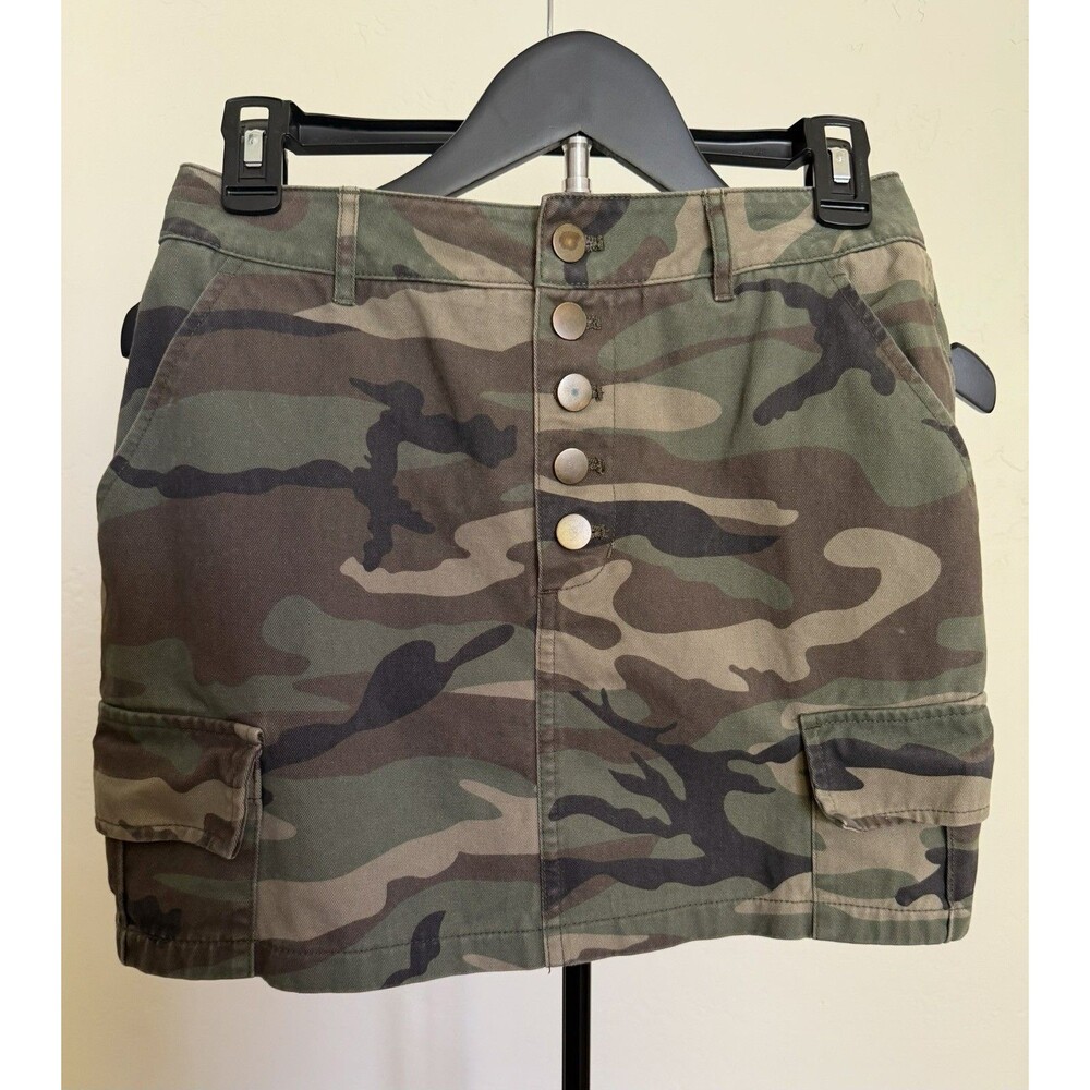 Y2K Camouflage Cargo Pocket Mini Skirt Size M Forever 21 Vintage